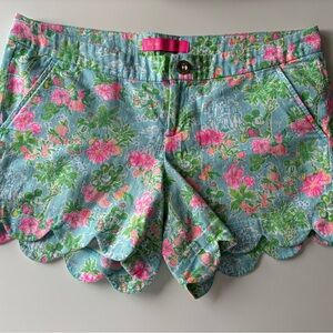 DISNEY Lilly Pulitzer Blue Floral Scallop Hem High Waist Shorts